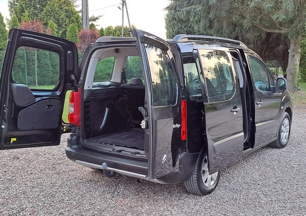 Citroen Berlingo cena 23900 przebieg: 158484, rok produkcji 2009 z Poznań małe 137